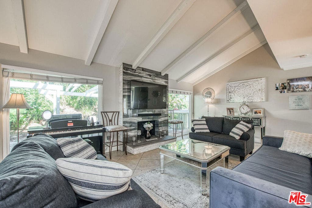 26821 Estanciero Drive, Mission Viejo, CA 92691 26821 Estanciero Drive, Mission Viejo, CA 92691