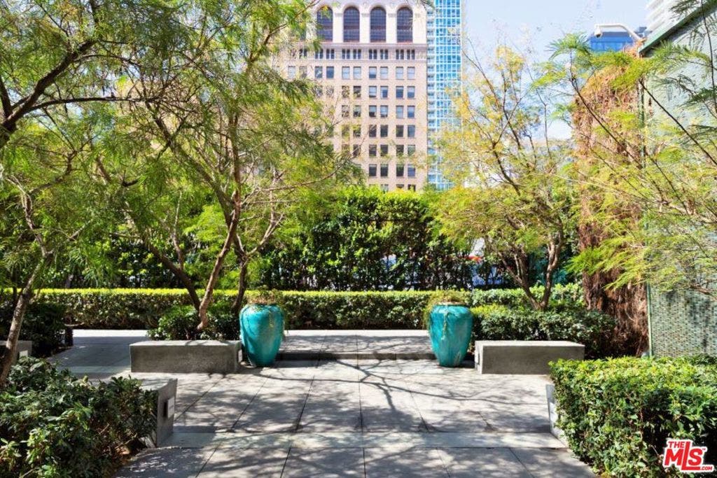 849 S Broadway, #708, Los Angeles, CA 90014 849 S Broadway, #708, Los Angeles, CA 90014