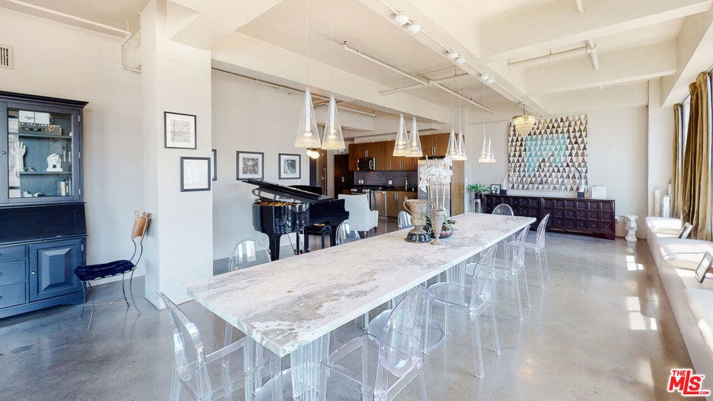 849 S Broadway, #708, Los Angeles, CA 90014 849 S Broadway, #708, Los Angeles, CA 90014
