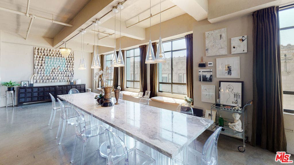 849 S Broadway, #708, Los Angeles, CA 90014 849 S Broadway, #708, Los Angeles, CA 90014