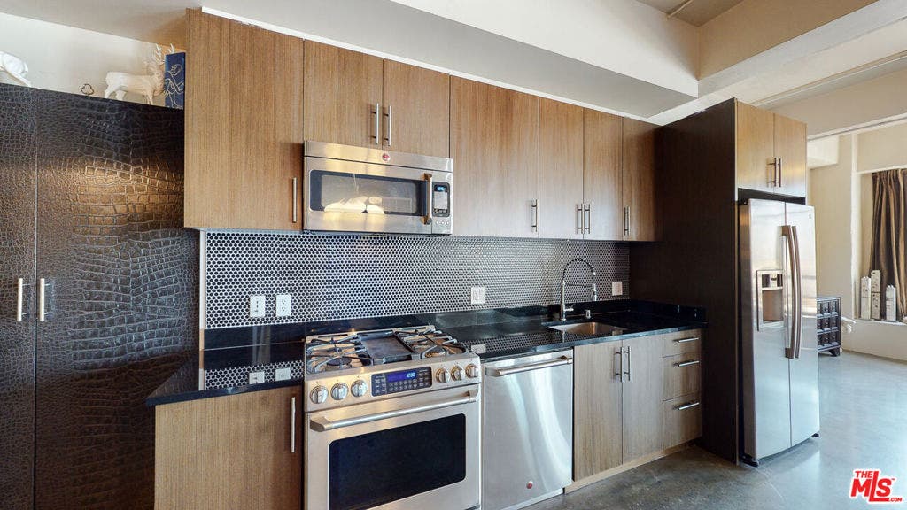 849 S Broadway, #708, Los Angeles, CA 90014 849 S Broadway, #708, Los Angeles, CA 90014