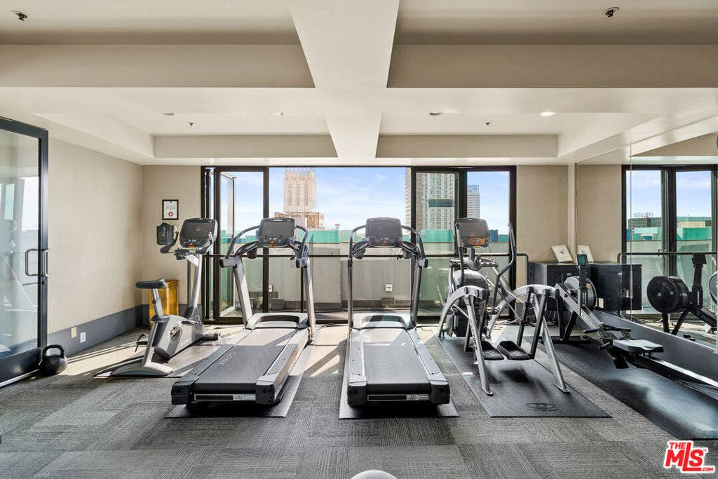 849 S Broadway, #708, Los Angeles, CA 90014 849 S Broadway, #708, Los Angeles, CA 90014