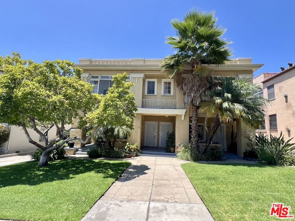 2011 N Vermont Avenue, Los Angeles, CA 90027 2011 N Vermont Avenue, Los Angeles, CA 90027