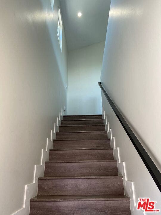3157 Estara Avenue, Los Angeles, CA 90065 3157 Estara Avenue, Los Angeles, CA 90065