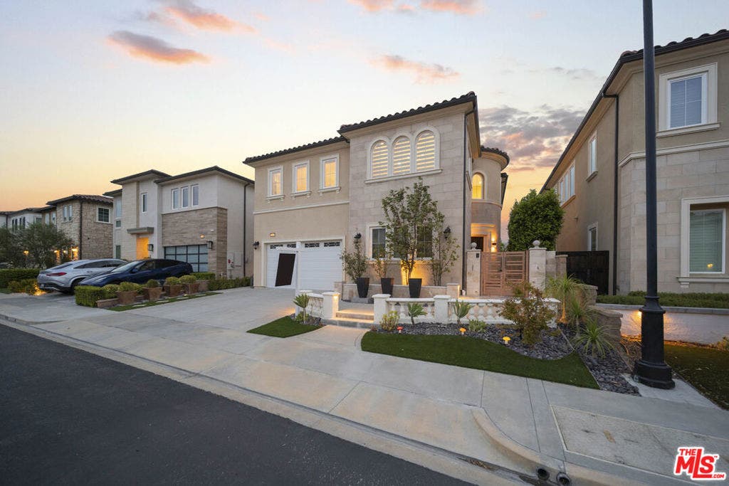 11967 Carabella Court, Porter Ranch, CA 91326 11967 Carabella Court, Porter Ranch, CA 91326