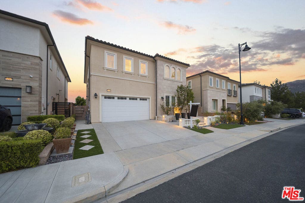 11967 Carabella Court, Porter Ranch, CA 91326 11967 Carabella Court, Porter Ranch, CA 91326