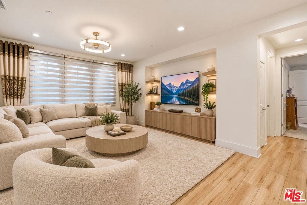 11967 Carabella Court, Porter Ranch, CA 91326 11967 Carabella Court, Porter Ranch, CA 91326