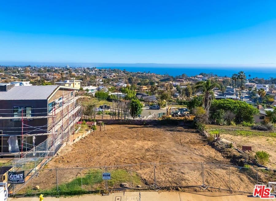 Property photo for 16644 Akron Street, Pacific Palisades, CA