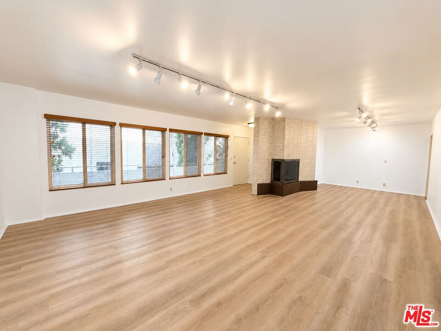 Property photo for 415 N Palm Drive, #202, Beverly Hills, CA