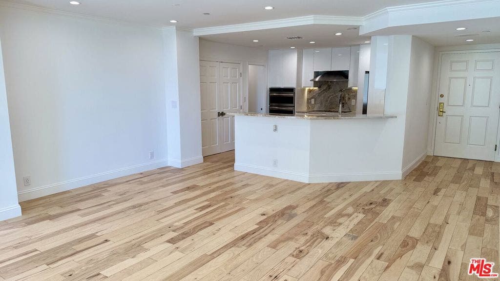 10724 Wilshire Boulevard, #1008, Los Angeles, CA 90024 10724 Wilshire Boulevard, #1008, Los Angeles, CA 90024
