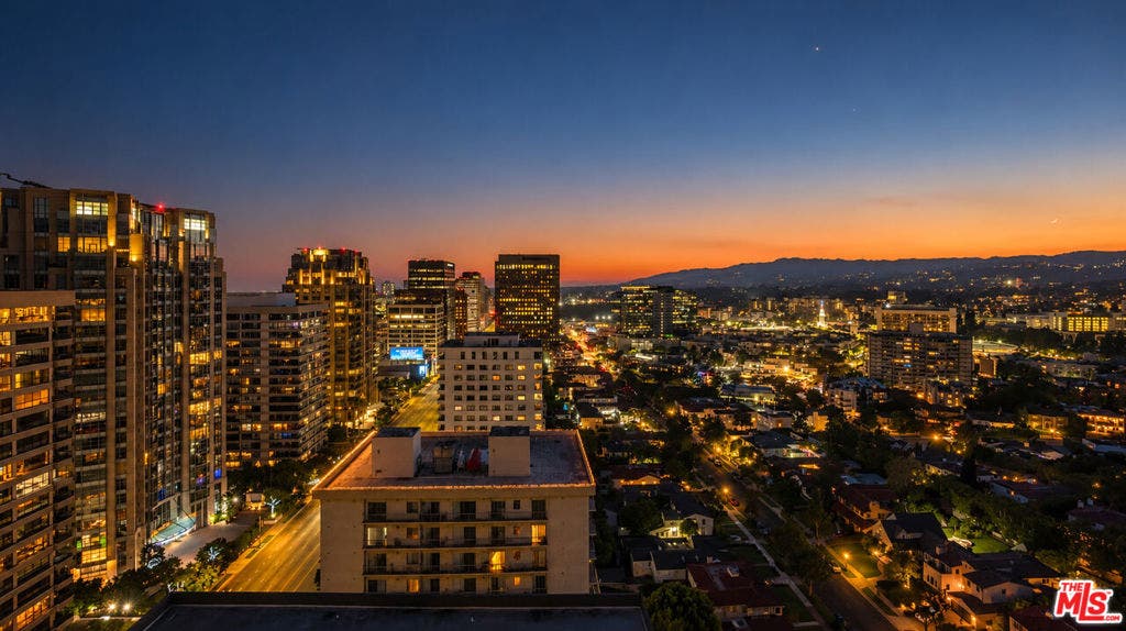 10727 Wilshire Boulevard, #PH 2, Los Angeles, CA 90024 10727 Wilshire Boulevard, #PH 2, Los Angeles, CA 90024