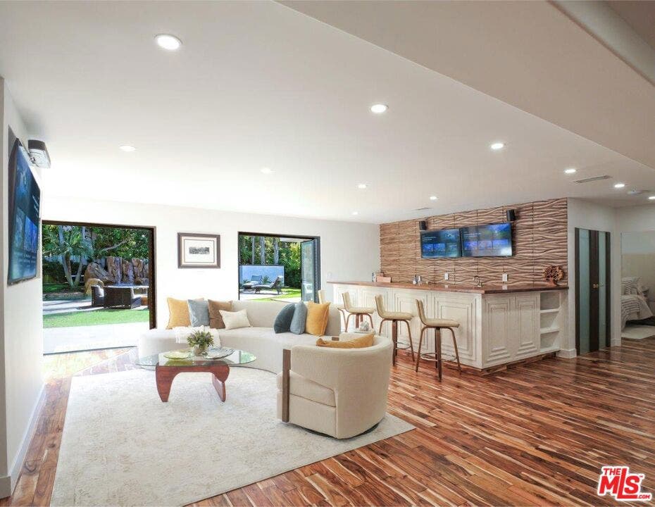 1325 Via Gabriel, Palos Verdes Estates, CA 90274