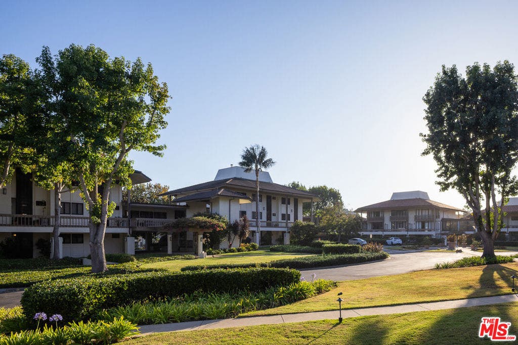 1370 Plaza De Sonadores, Santa Barbara, CA 93108