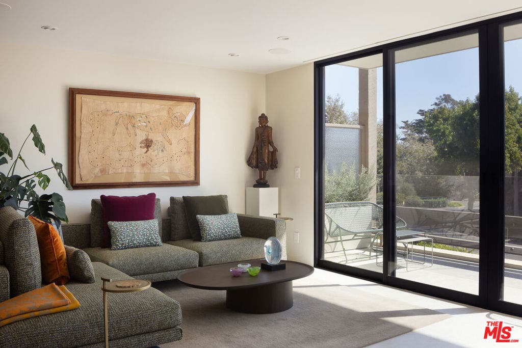 1370 Plaza De Sonadores, Santa Barbara, CA 93108