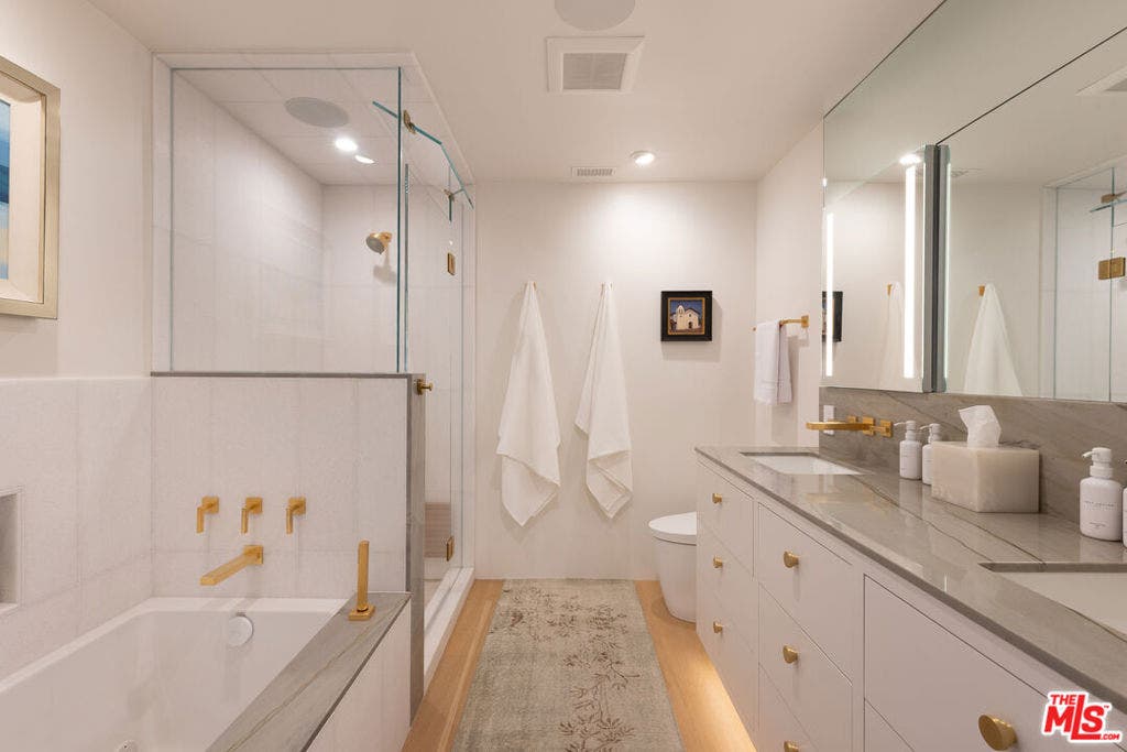 1370 Plaza De Sonadores, Santa Barbara, CA 93108
