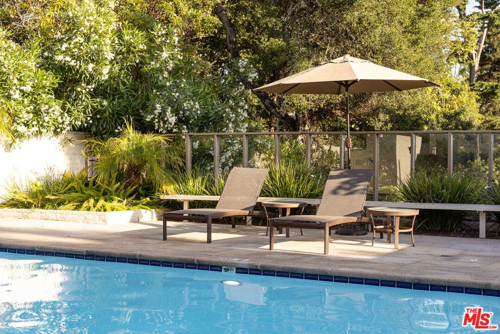 1370 Plaza De Sonadores, Santa Barbara, CA 93108