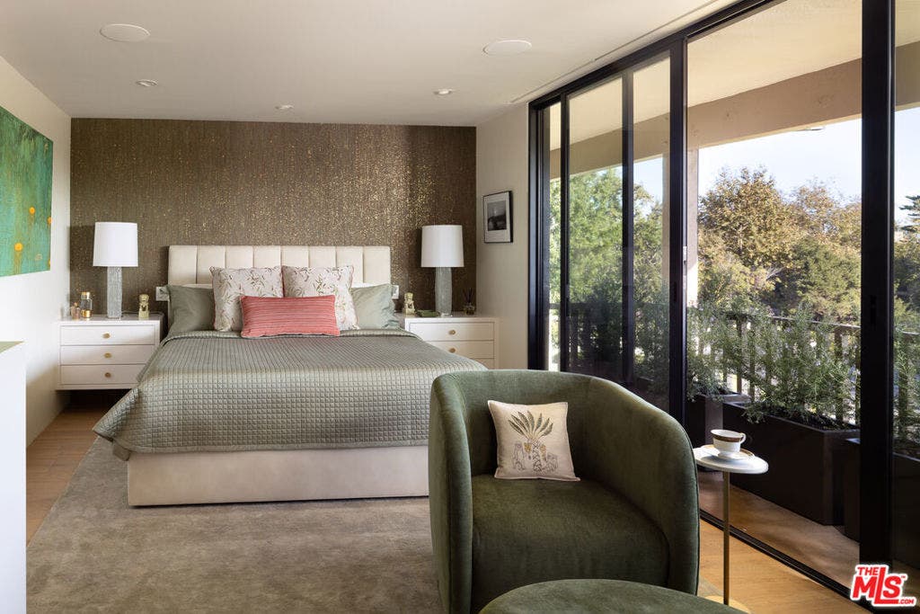 1370 Plaza De Sonadores, Santa Barbara, CA 93108
