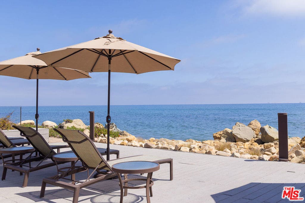 1370 Plaza De Sonadores, Santa Barbara, CA 93108