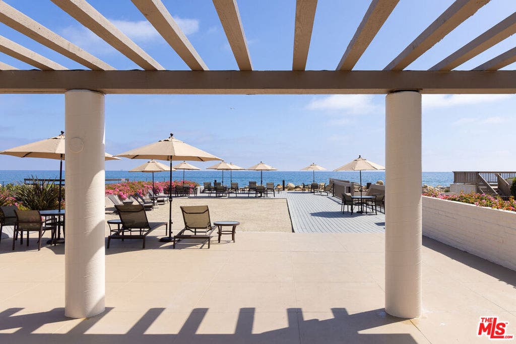 1370 Plaza De Sonadores, Santa Barbara, CA 93108