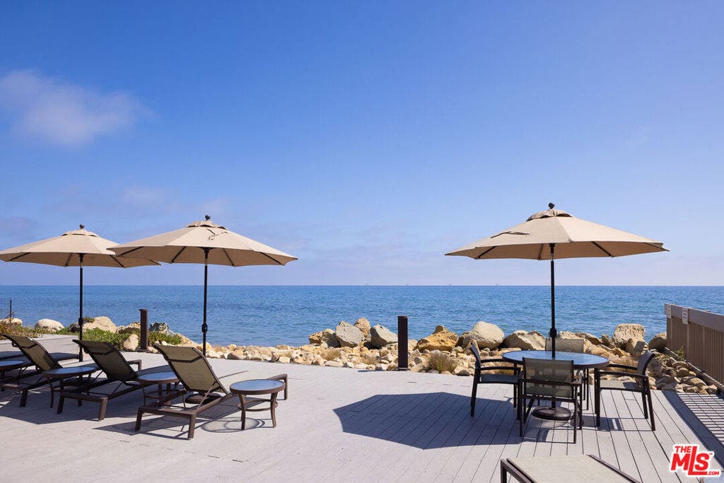 1370 Plaza De Sonadores, Santa Barbara, CA 93108