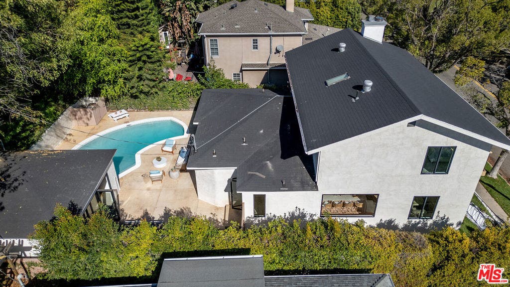 2201 Hillsboro Avenue, Los Angeles, CA 90034 2201 Hillsboro Avenue, Los Angeles, CA 90034