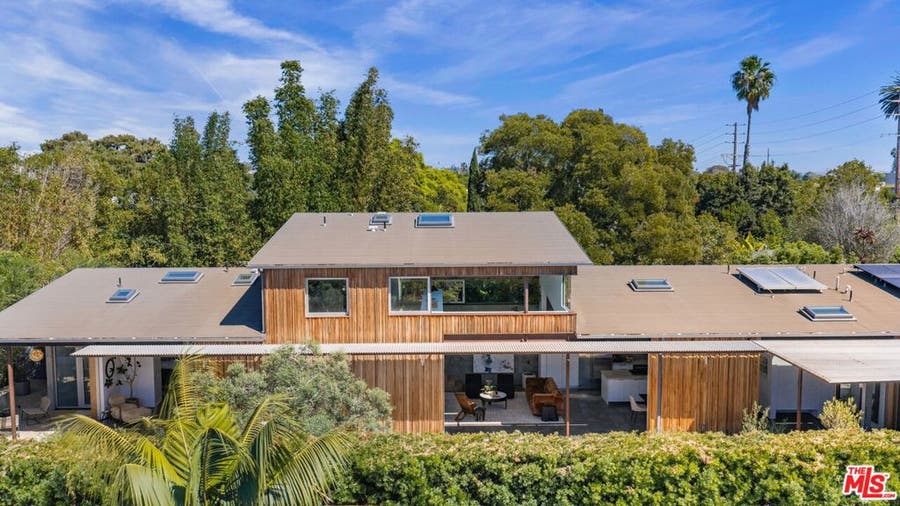 Property photo for 1347 Palms Boulevard, Venice, CA