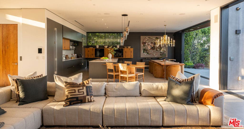 1632 Stradella Road, Los Angeles, CA 90077 1632 Stradella Road, Los Angeles, CA 90077