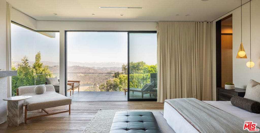 1632 Stradella Road, Los Angeles, CA 90077 1632 Stradella Road, Los Angeles, CA 90077