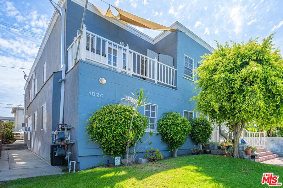 Property photo for 1820 S Barrington Avenue, #202, Los Angeles, CA