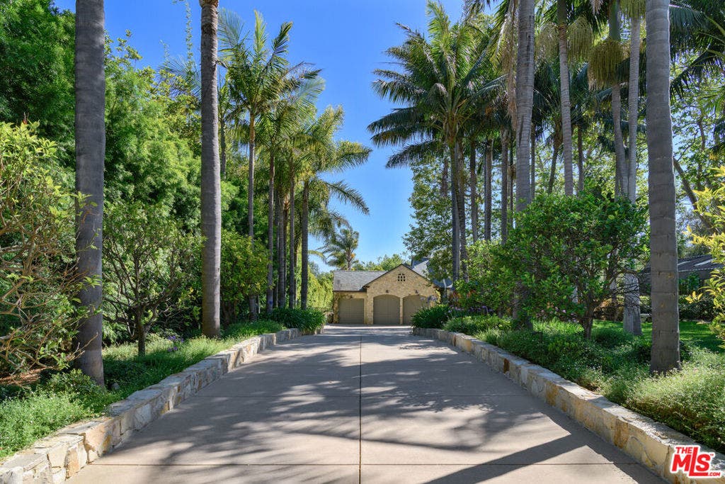 6625 Zumirez Drive, Malibu, CA 90265 6625 Zumirez Drive, Malibu, CA 90265