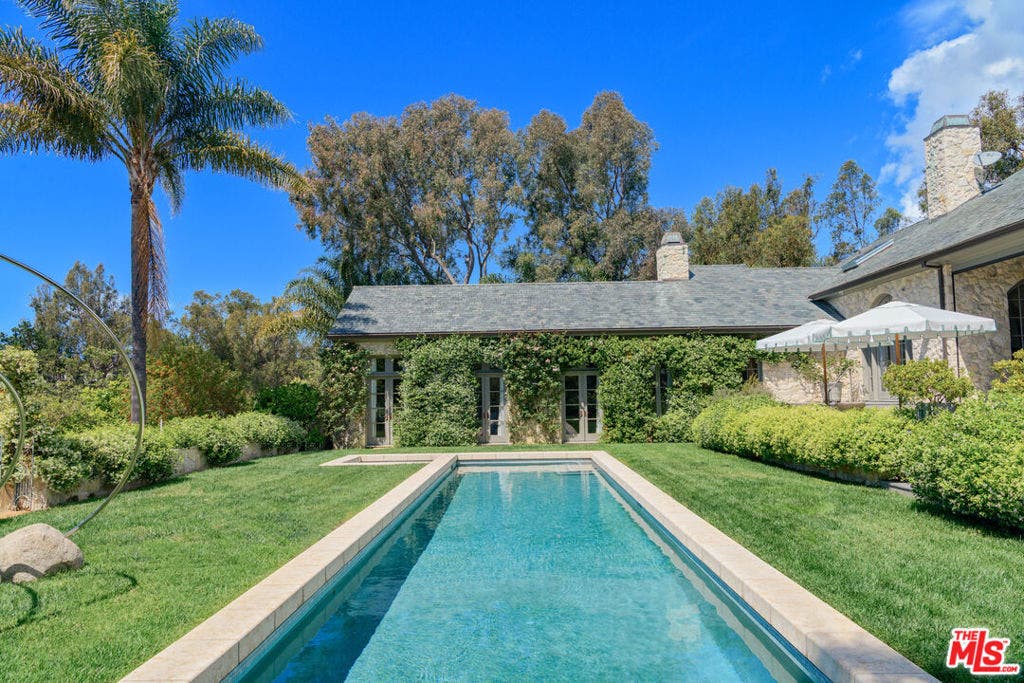 6625 Zumirez Drive, Malibu, CA 90265 6625 Zumirez Drive, Malibu, CA 90265