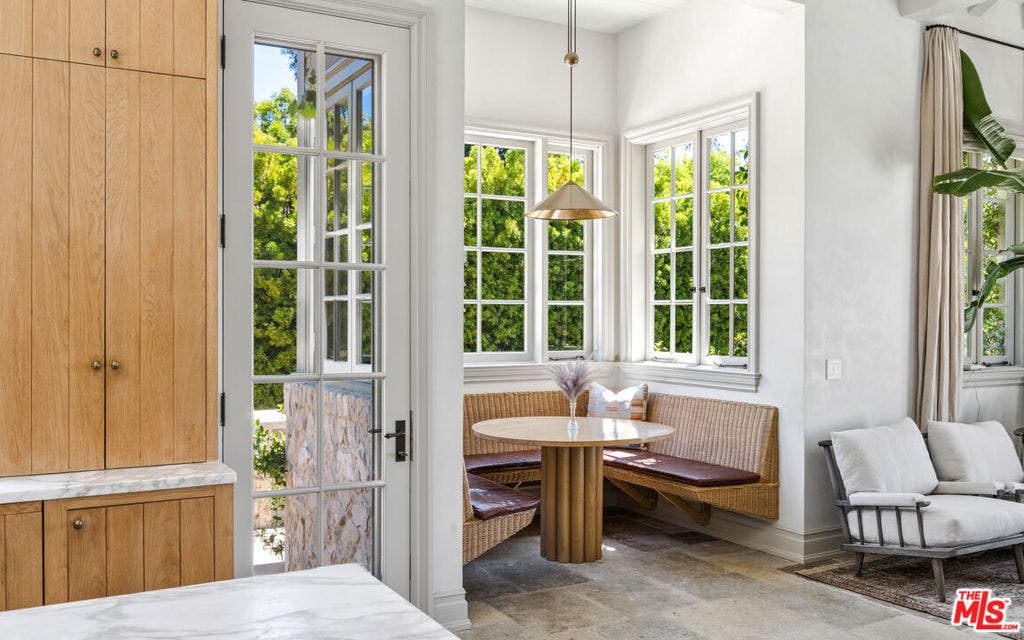 6625 Zumirez Drive, Malibu, CA 90265 6625 Zumirez Drive, Malibu, CA 90265