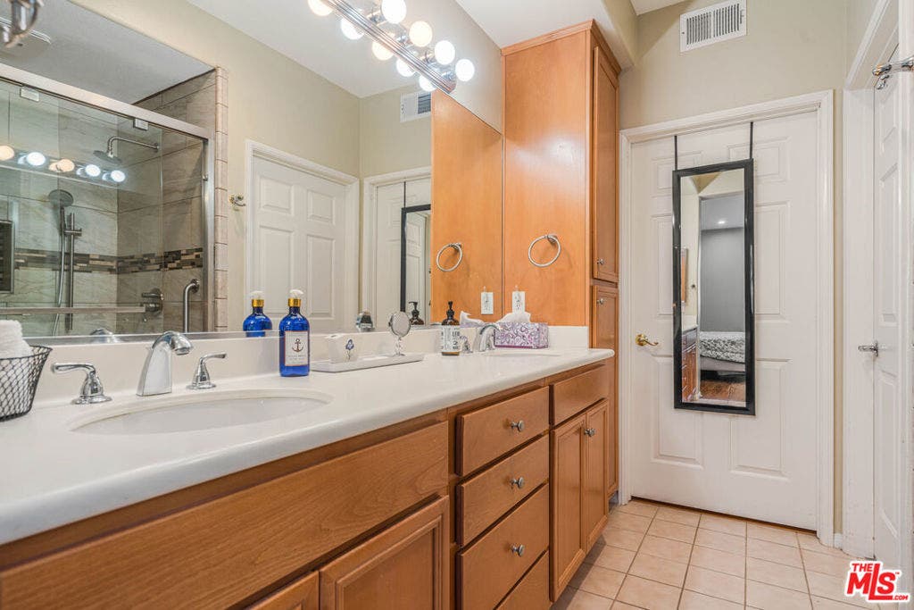 12963 Runway Road, #221, Playa Vista, CA 90094