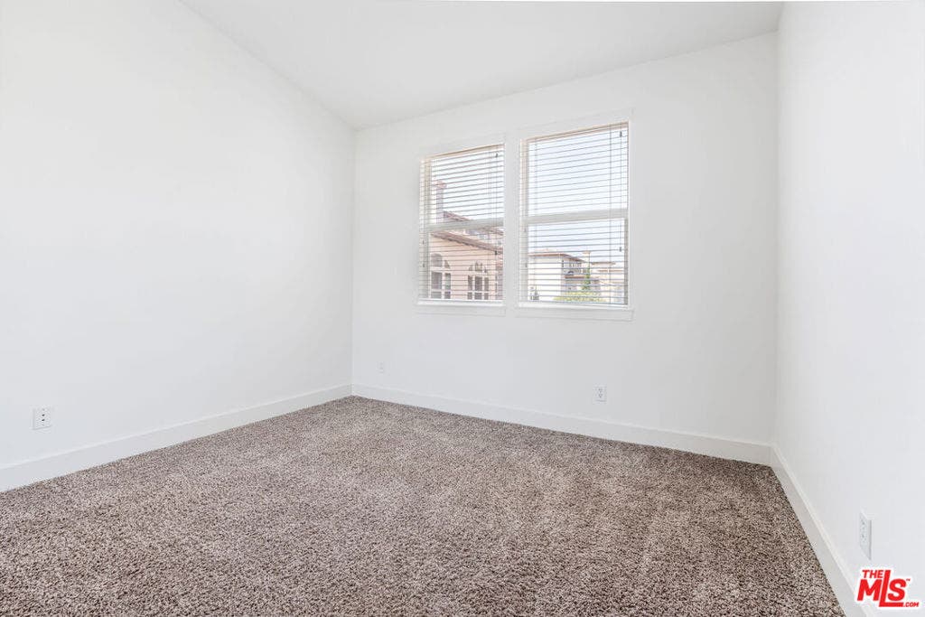 5800 Seawalk Drive, #7, Los Angeles, CA 90094