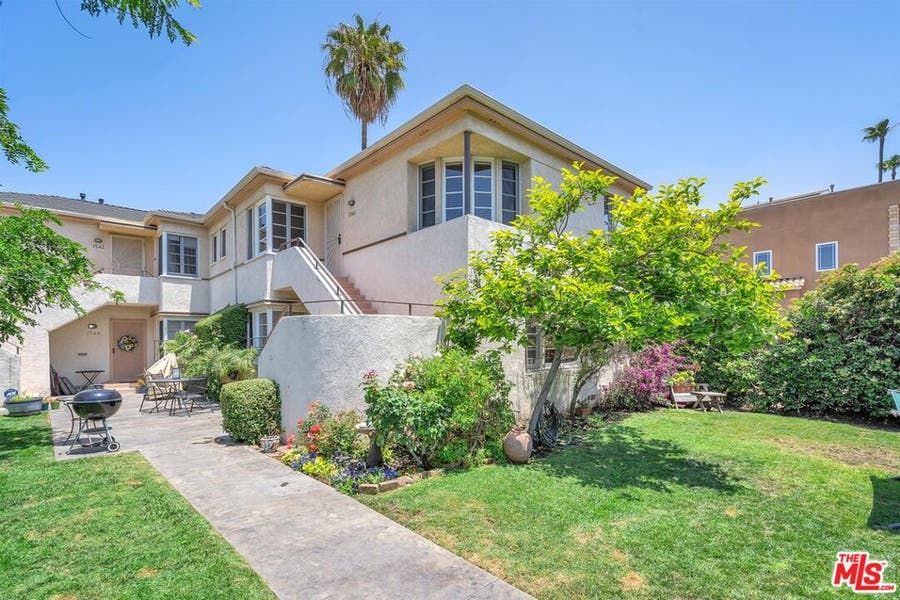 Property photo for 1540 S Holt Avenue, Los Angeles, CA