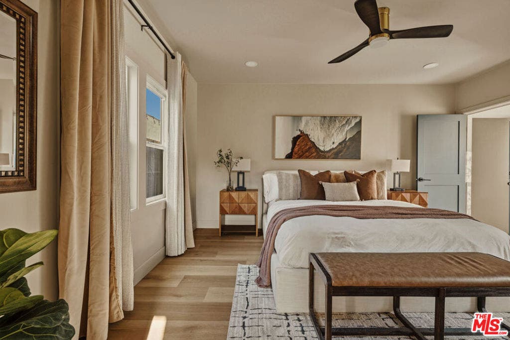817 Masselin Avenue, Los Angeles, CA 90036 817 Masselin Avenue, Los Angeles, CA 90036