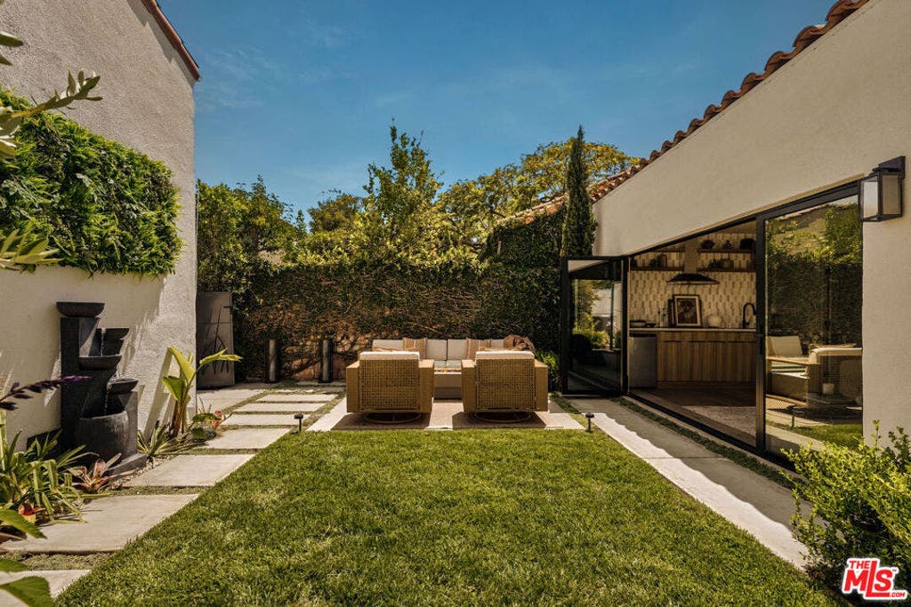 817 Masselin Avenue, Los Angeles, CA 90036 817 Masselin Avenue, Los Angeles, CA 90036