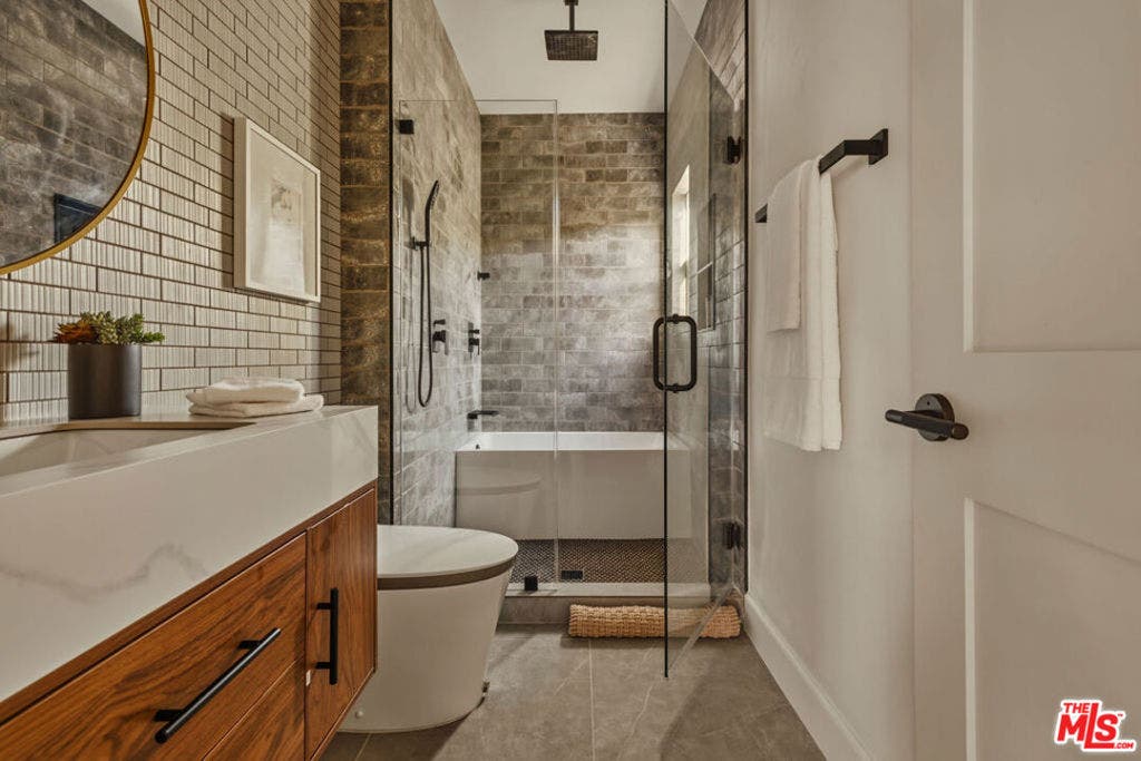 817 Masselin Avenue, Los Angeles, CA 90036 817 Masselin Avenue, Los Angeles, CA 90036