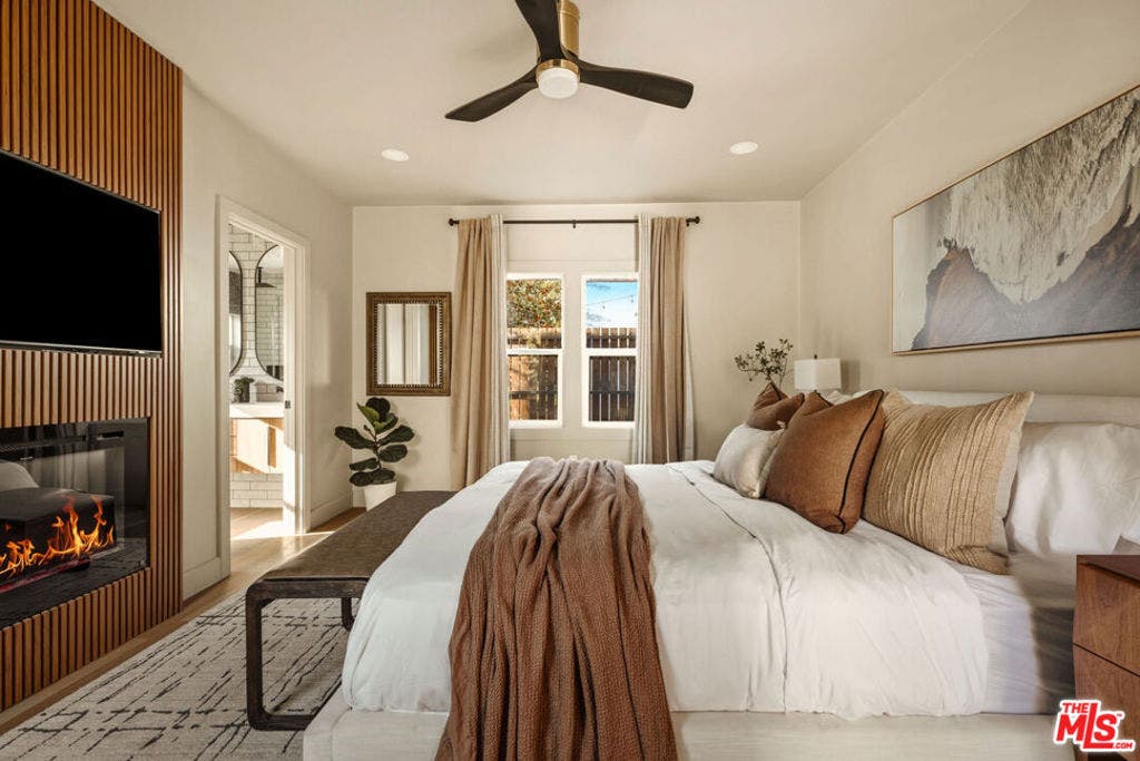 817 Masselin Avenue, Los Angeles, CA 90036 817 Masselin Avenue, Los Angeles, CA 90036