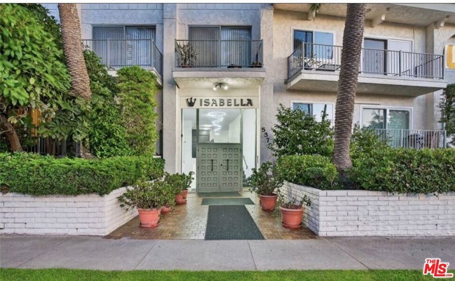 Property photo for 5376 Fairview Boulevard, #104, Los Angeles, CA