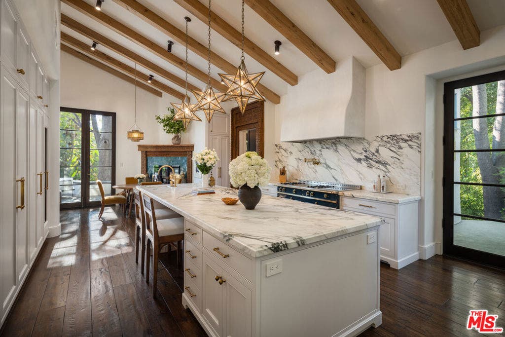 2809 Nichols Canyon Road, Los Angeles, CA 90046 2809 Nichols Canyon Road, Los Angeles, CA 90046