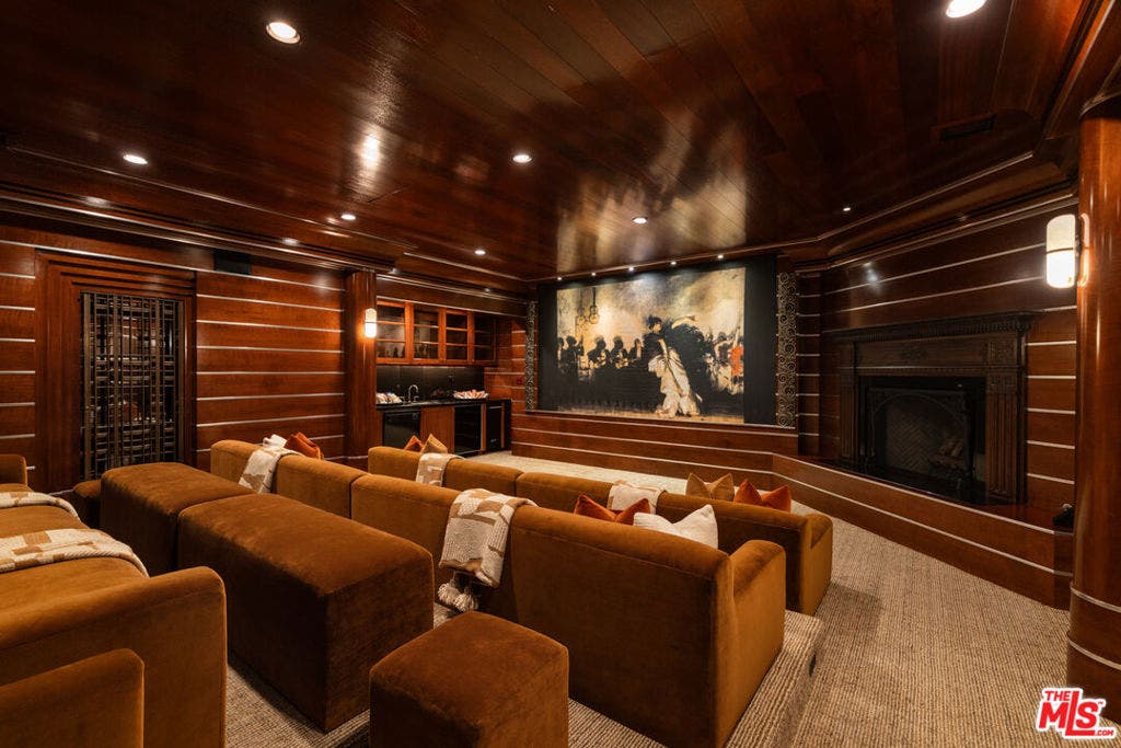 2809 Nichols Canyon Road, Los Angeles, CA 90046 2809 Nichols Canyon Road, Los Angeles, CA 90046