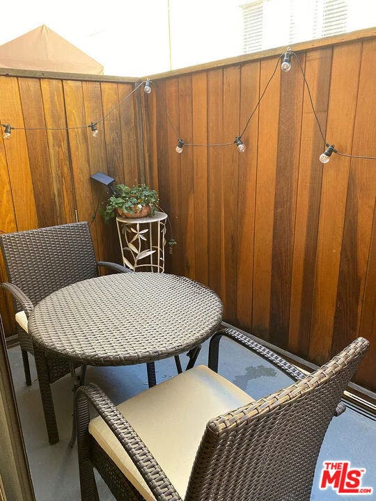 11630 Chenault Street, Los Angeles, CA 90049 11630 Chenault Street, Los Angeles, CA 90049