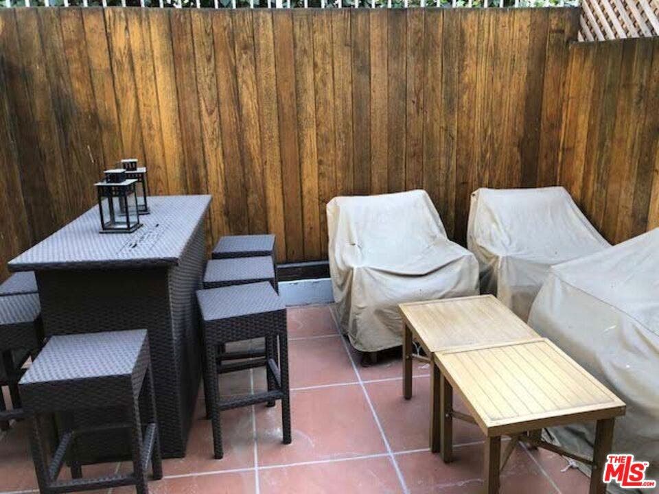 11630 Chenault Street, Los Angeles, CA 90049 11630 Chenault Street, Los Angeles, CA 90049
