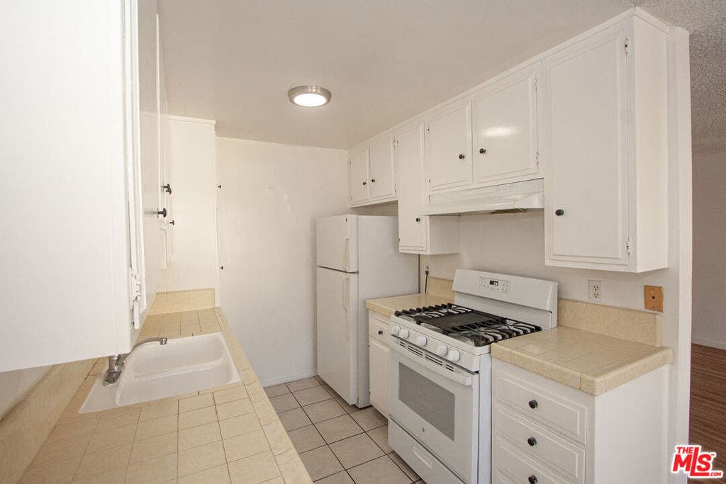 11515 Ohio Avenue, #3, Los Angeles, CA 90025