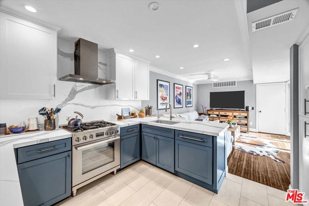 19 Canyon Crest Drive, Corona Del Mar, CA 92625