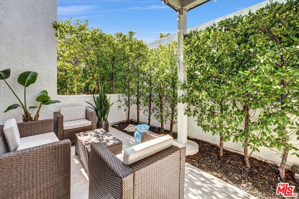 19 Canyon Crest Drive, Corona Del Mar, CA 92625