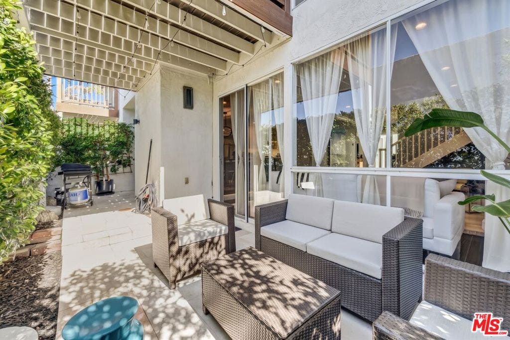 19 Canyon Crest Drive, Corona Del Mar, CA 92625