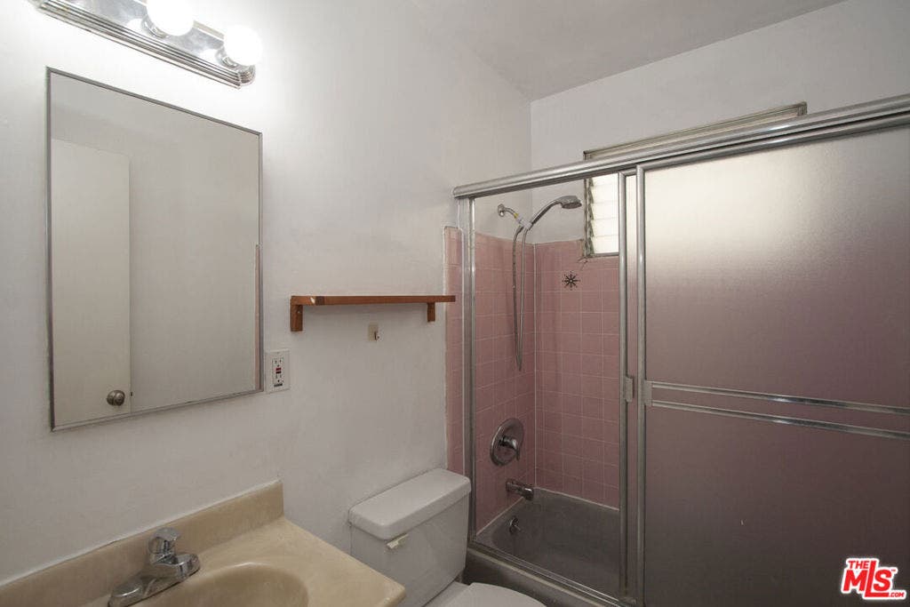 11521 Rochester Avenue, #4, Los Angeles, CA 90025