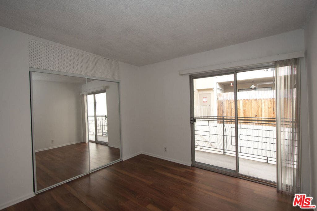 11521 Rochester Avenue, #4, Los Angeles, CA 90025
